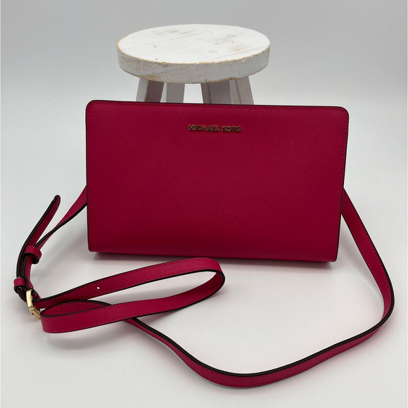 Michael Kors Jet Set Large Crossbody Clutch Ultra Pink Convertible EUC - Picture 12 of 12